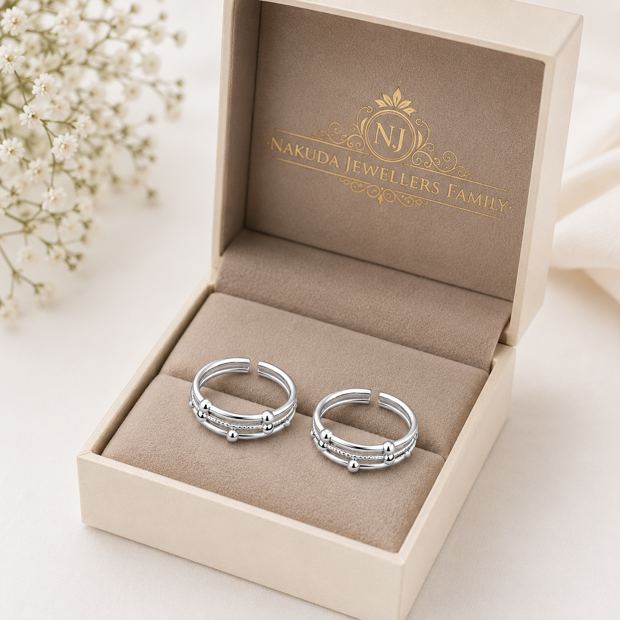 Nakuda Jewellers Elegant Multi-Line Silver Toe Rings - Image 6