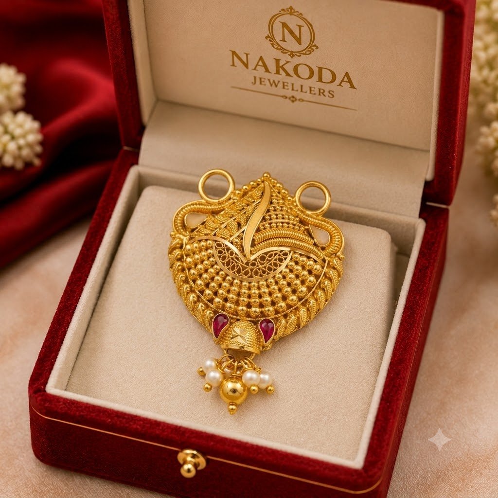 Nakoda Jewellers Classic Floral Gold Pendant - Image 6